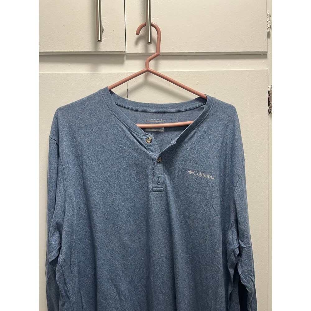 Columbia button down long sleeve shirt